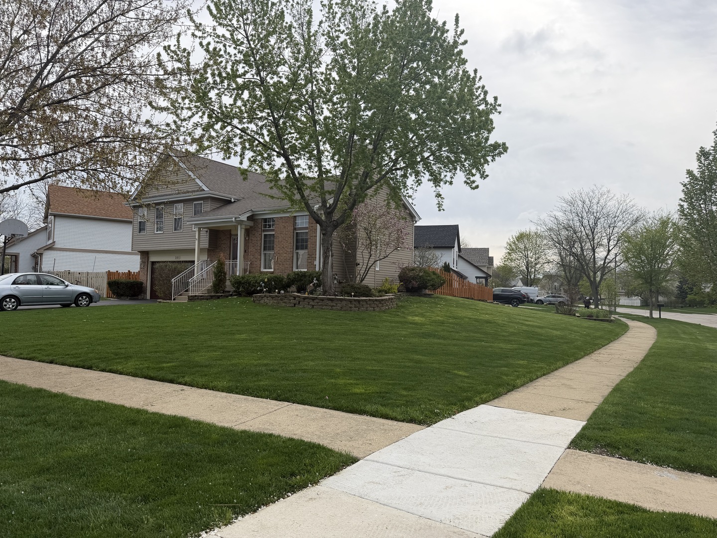 2101 Camden Lane, Hanover Park, IL