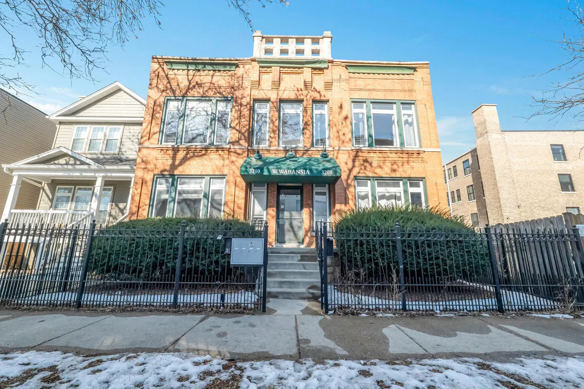 3208 W Wabansia Avenue #1W, Chicago, IL