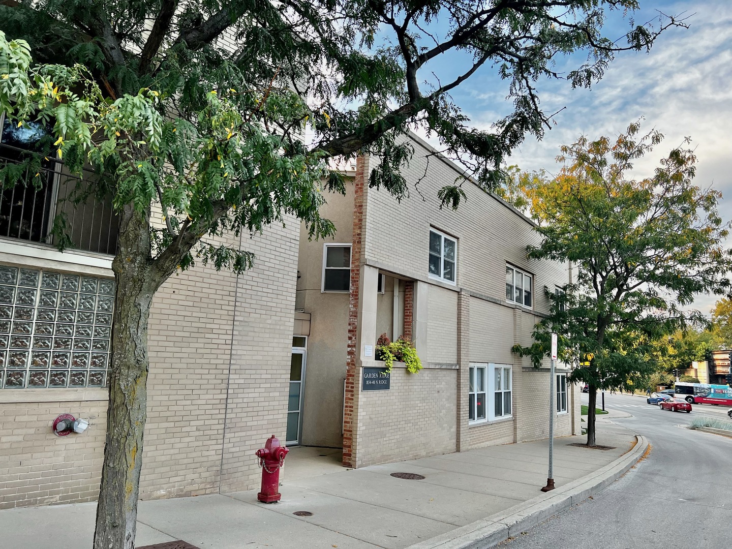 1834 Ridge Avenue #101, Evanston, IL