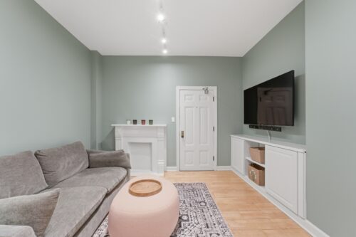 431 W Oakdale Avenue #1C, Chicago, IL