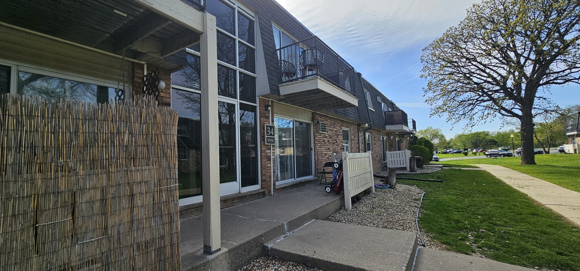 9958 S 84TH Terrace #206, Palos Hills, IL