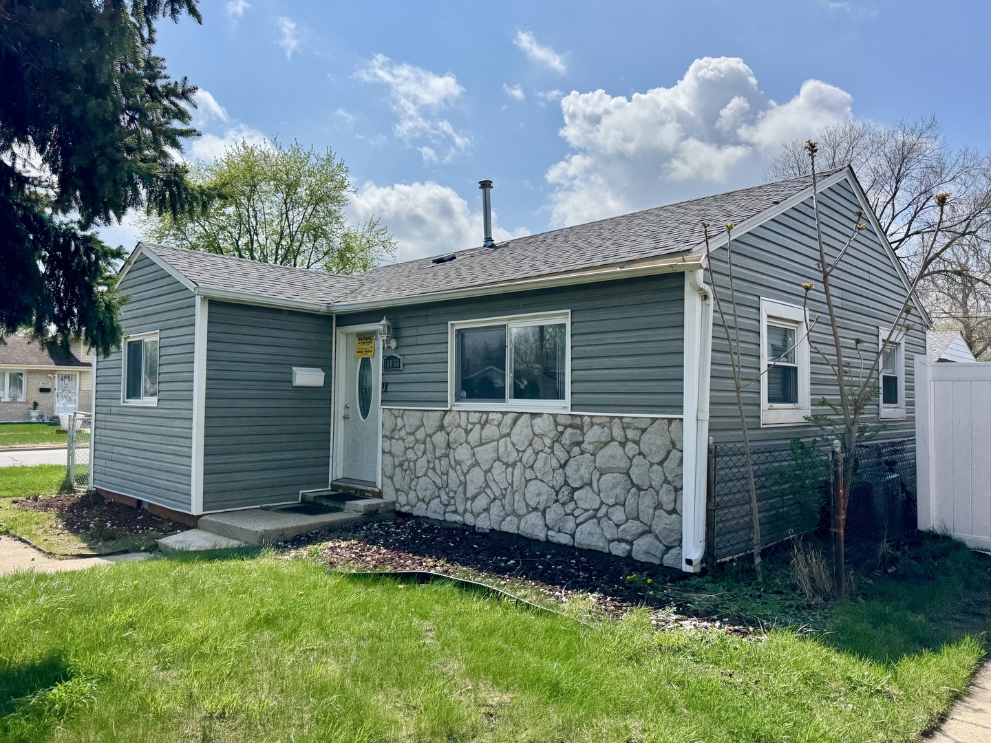 14056 S Marquette Avenue, Burnham, IL