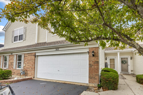 302 Parkside Drive, Shorewood, IL