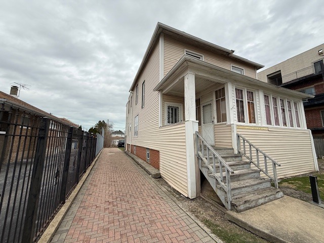 2355 N Newland Avenue, Chicago, IL