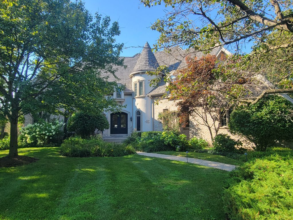648 Long Cove Court, Riverwoods, IL