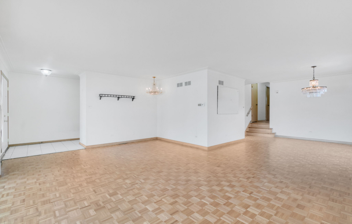 9712 S Kolmar Avenue, Oak Lawn, IL