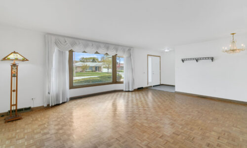 9712 S Kolmar Avenue, Oak Lawn, IL