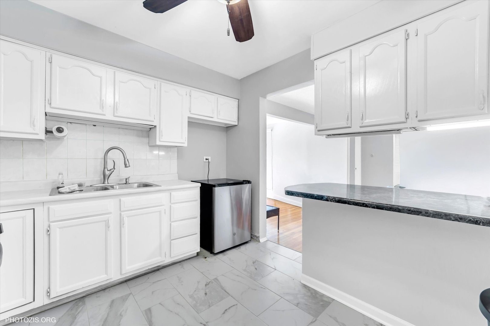 9205 Potter Road #1C, Des Plaines, IL