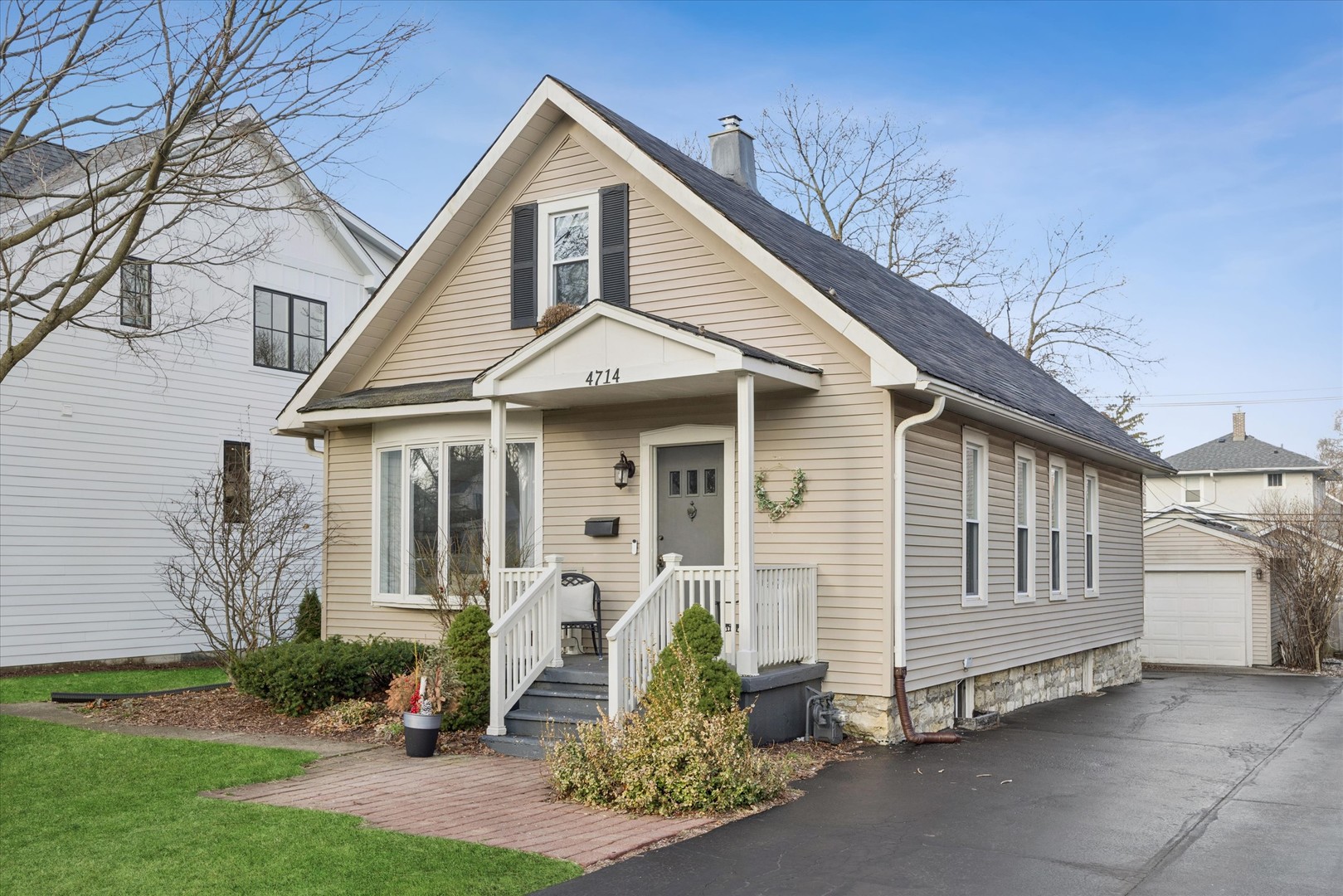 4714 Highland Avenue, Downers Grove, IL