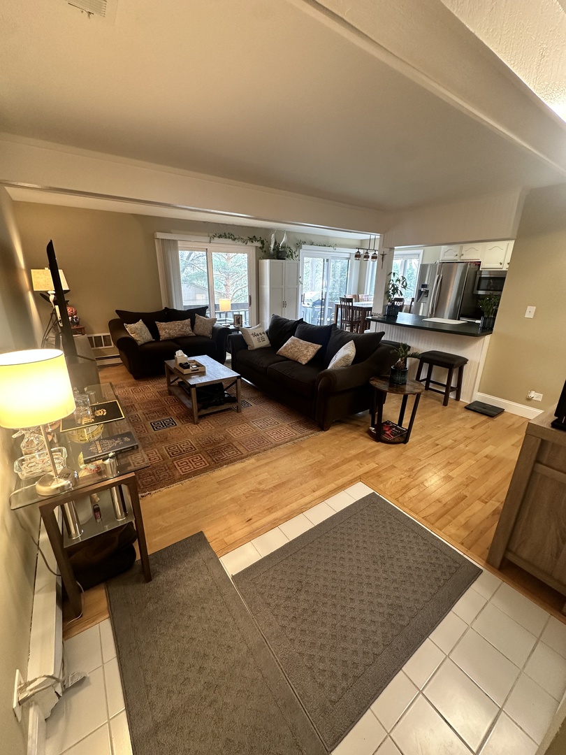 49 Oak Hill Colony #5, Fox Lake, IL