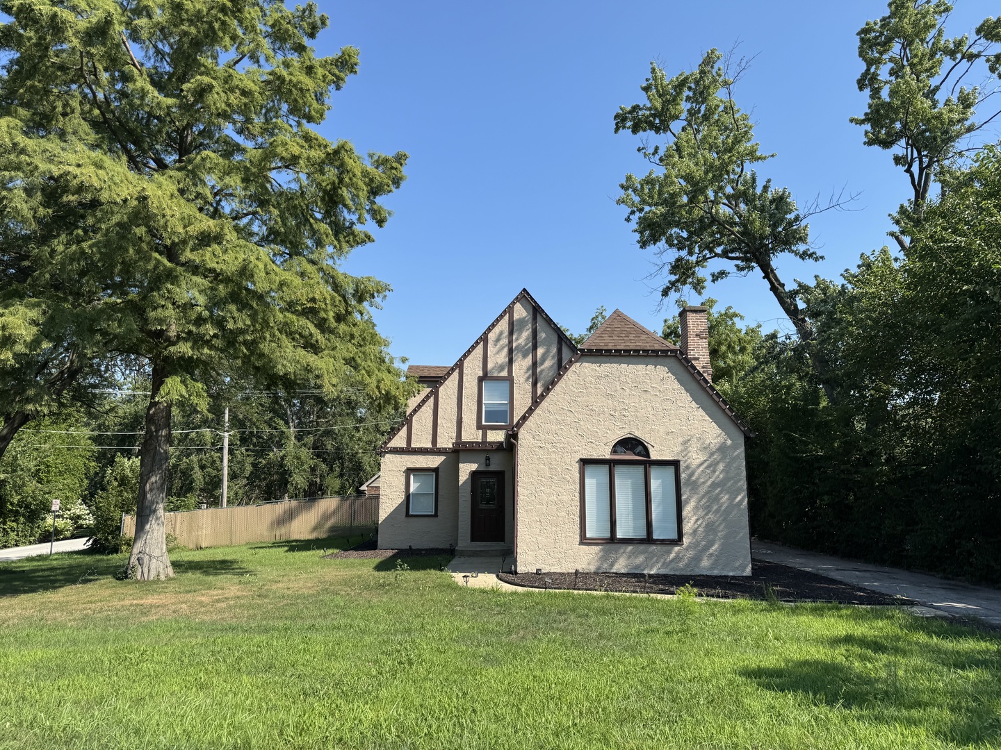 395 Surrey Lane, Crete, IL