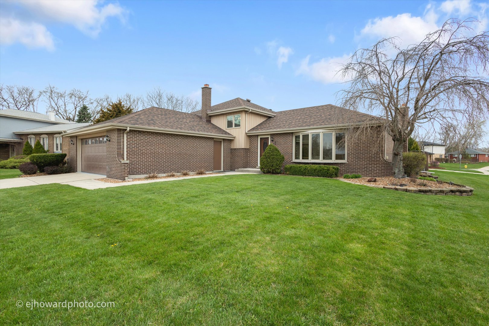 13714 Woodridge Lane, Orland Park, IL