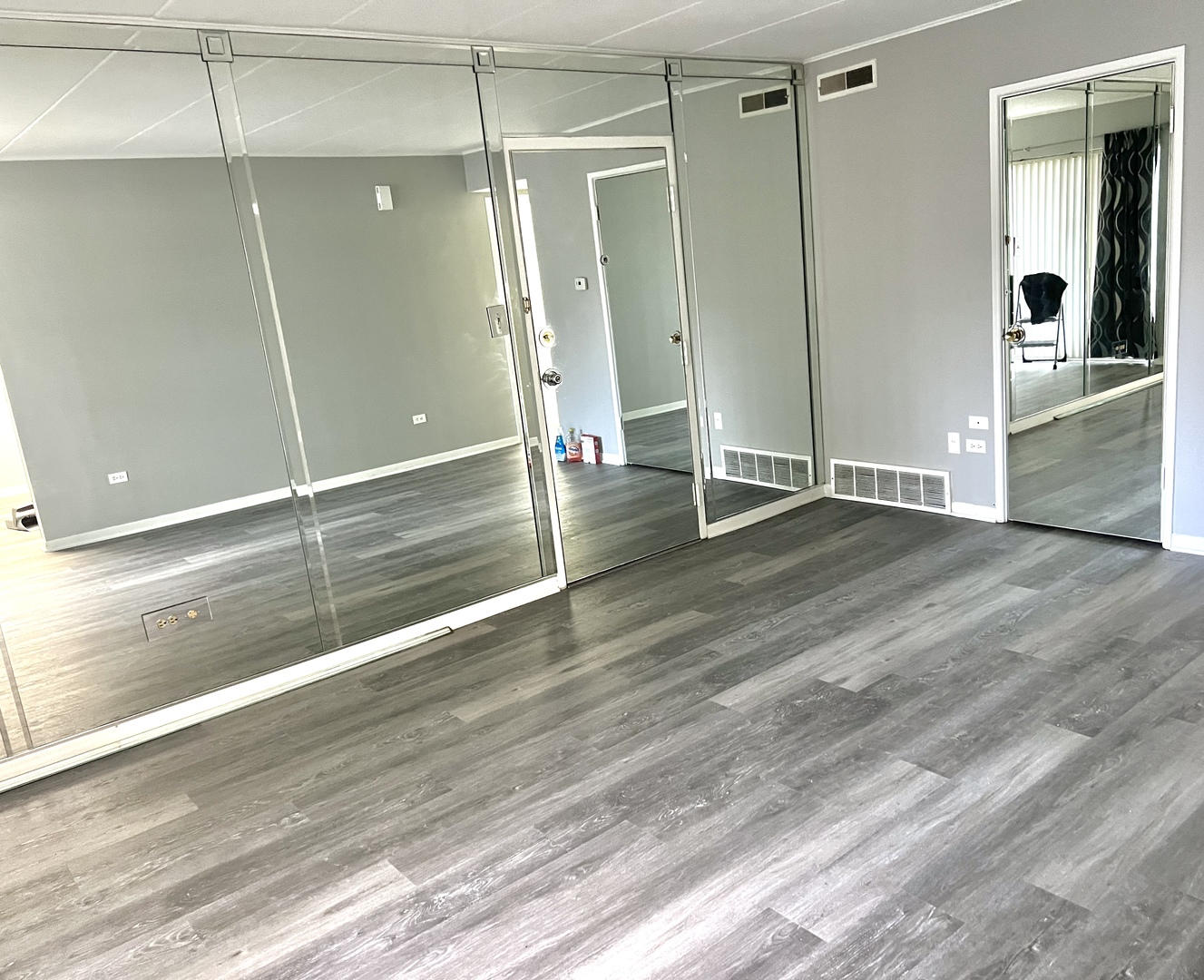 3133 Bernice Road #2, Lansing, IL