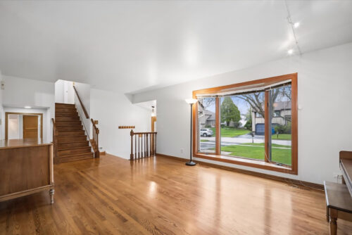 252 Ewell Court, Bartlett, IL