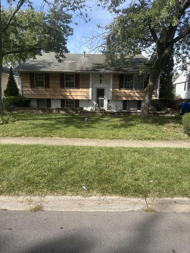 120 S Chestnut Lane, Glenwood, IL