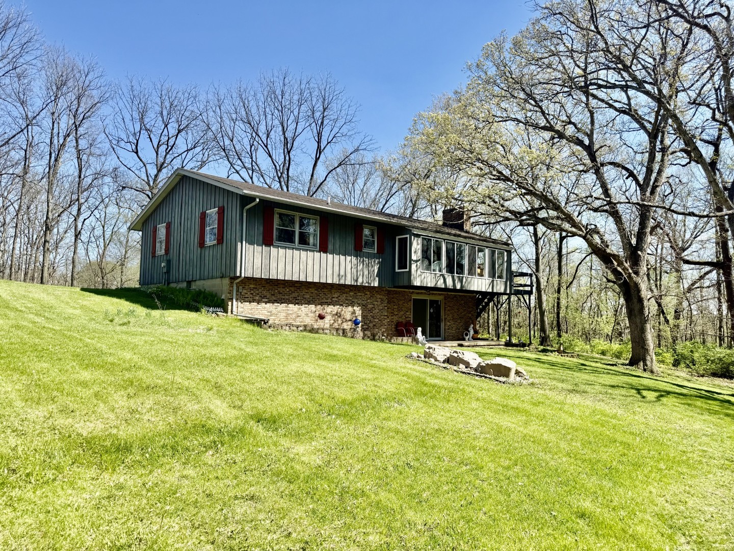 2148 1690 E Street, Bradford, IL