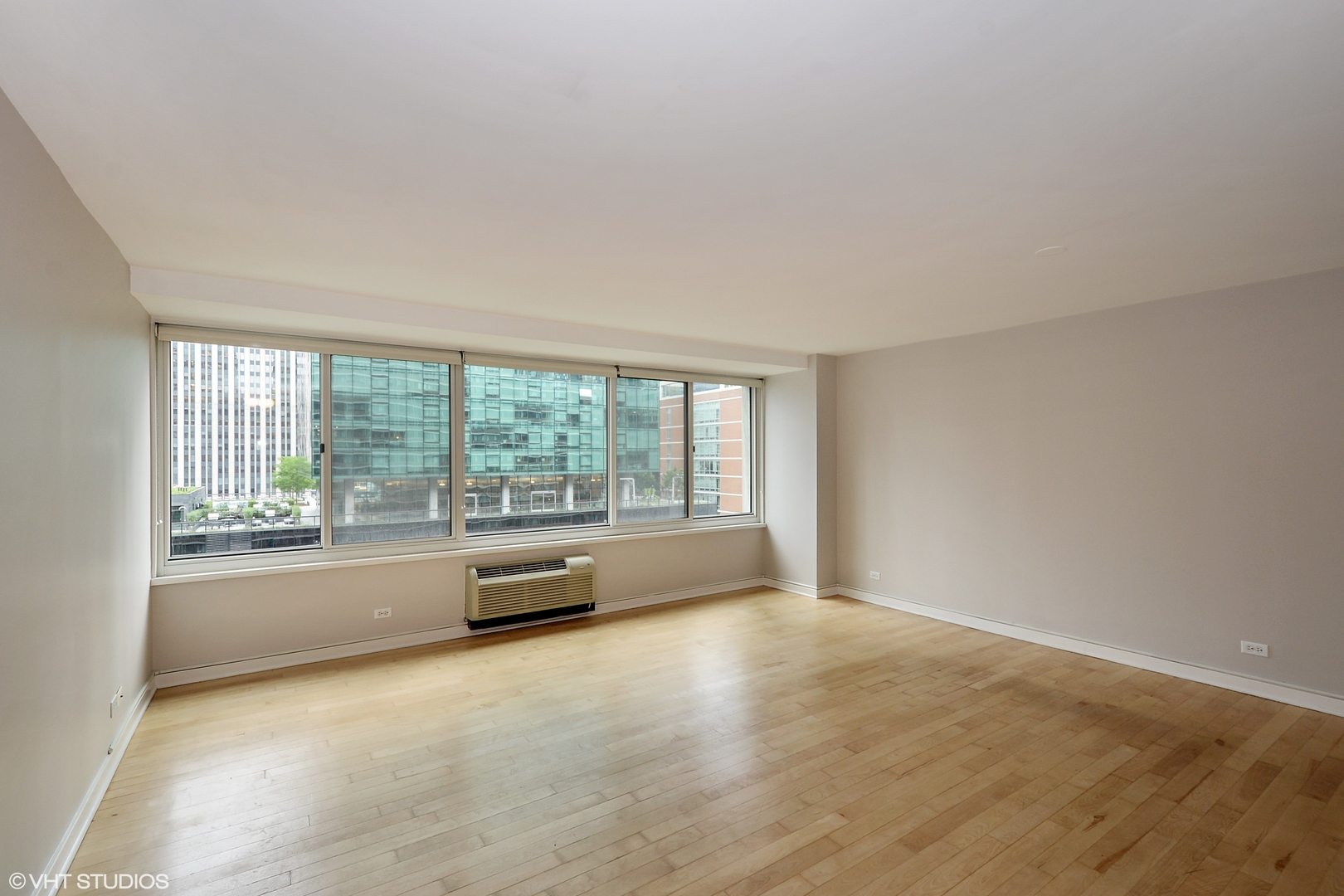 211 E Ohio Street #1718, Chicago, IL
