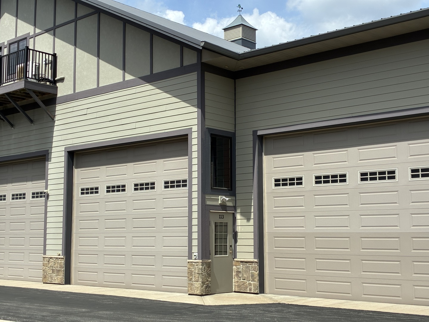 2228 Ferry Road #113, Naperville, IL