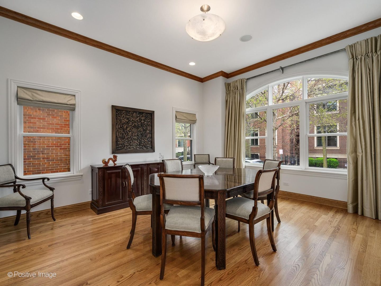 2664 N Hartland Court, Chicago, IL
