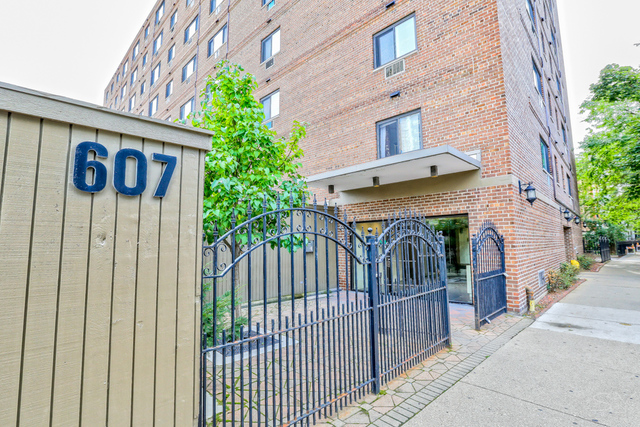 607 W Wrightwood Avenue #812, Chicago, IL