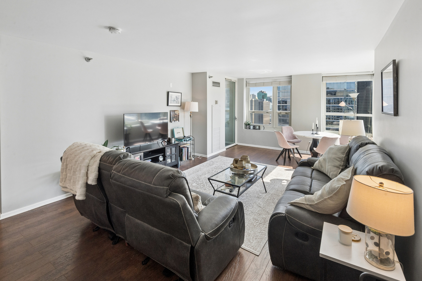 345 N La Salle Drive #4603, Chicago, IL