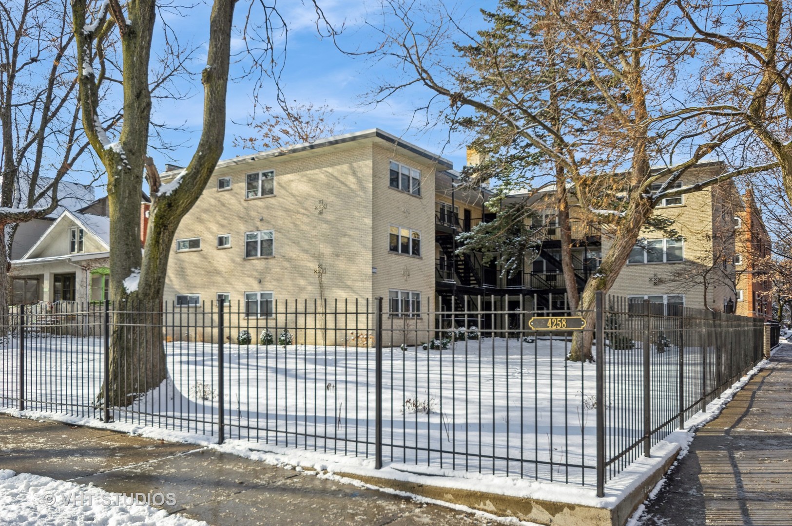 4258 N Greenview Avenue #1E, Chicago, IL