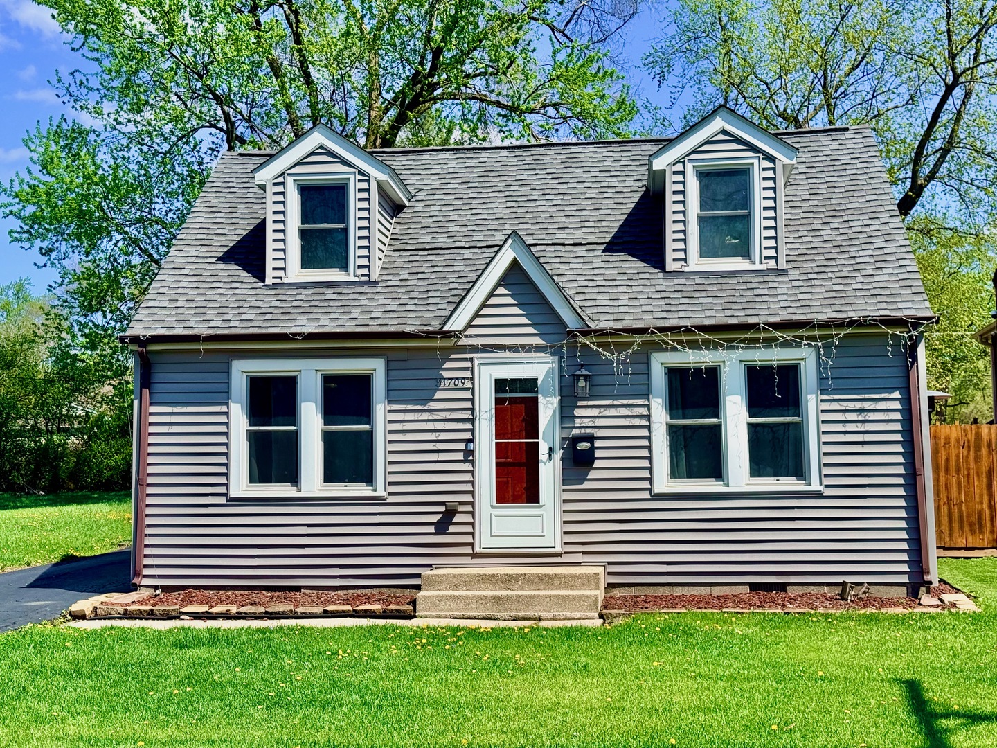 11709 S Hamlin Avenue, Alsip, IL