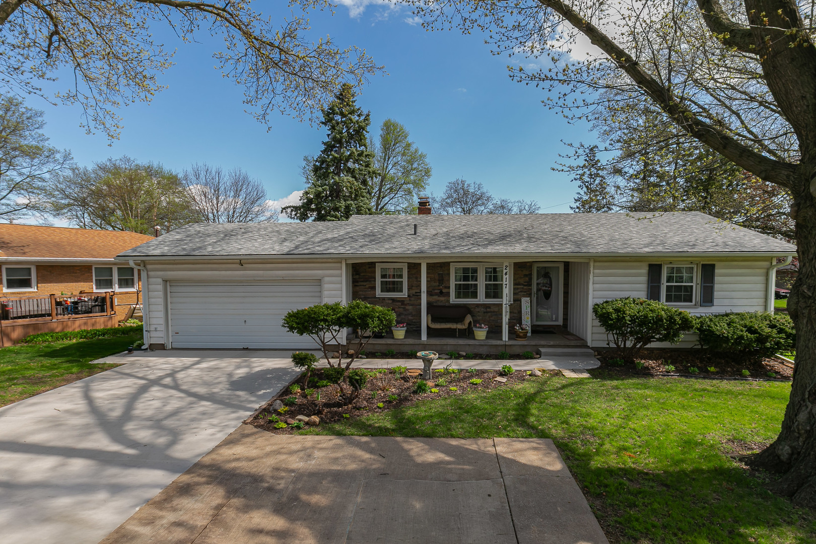 2417 Hickory Grove Road, Davenport, IA