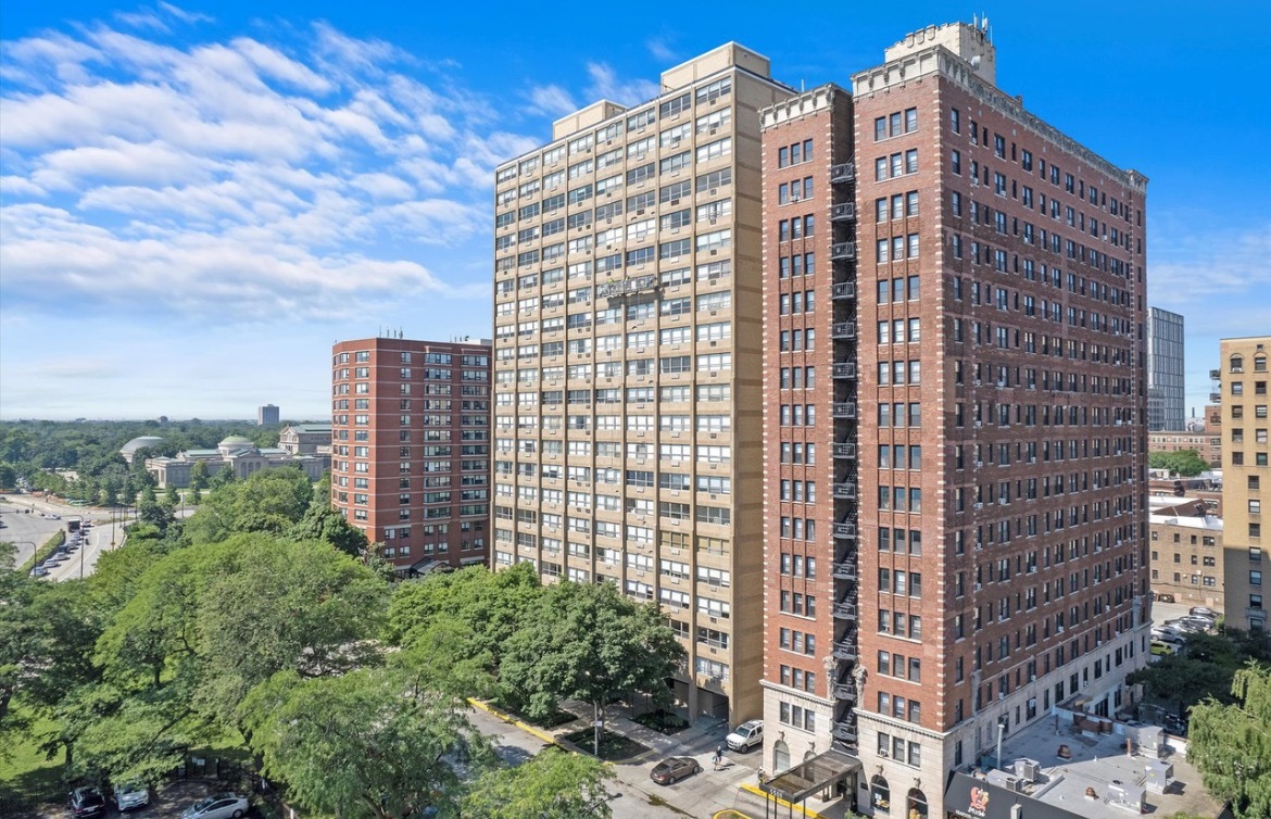 5530 S Shore Drive #5B, Chicago, IL