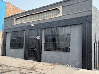 6743 S Western Avenue, Chicago, IL