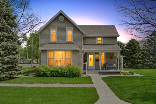102 S WOOD Street, Gibson City, IL