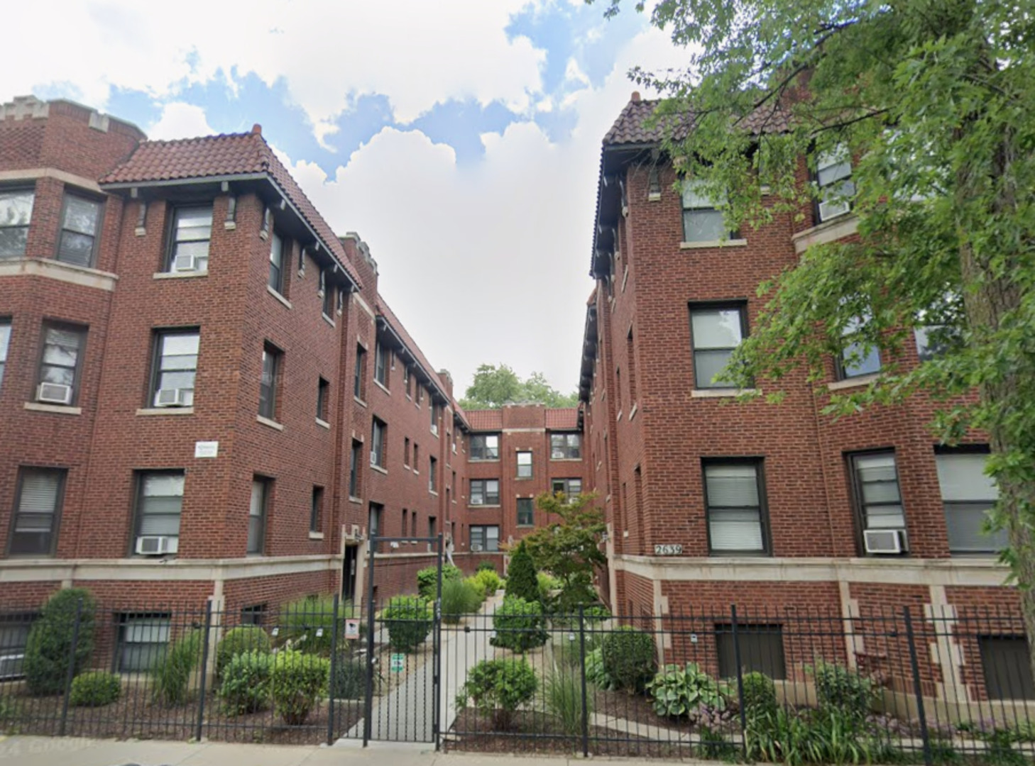 2643 N Spaulding Avenue #1E, Chicago, IL