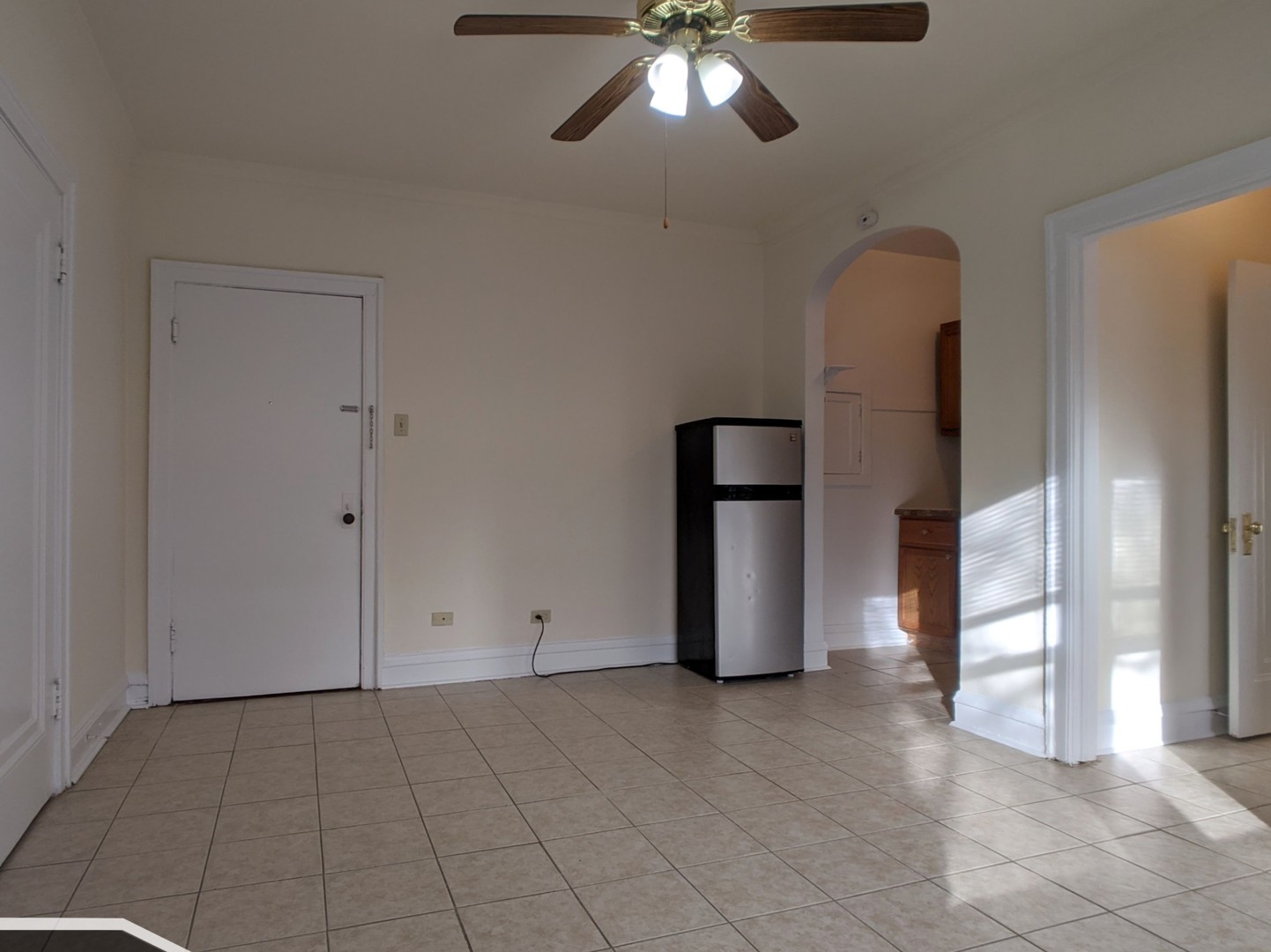 2536 N Sawyer Avenue #206, Chicago, IL