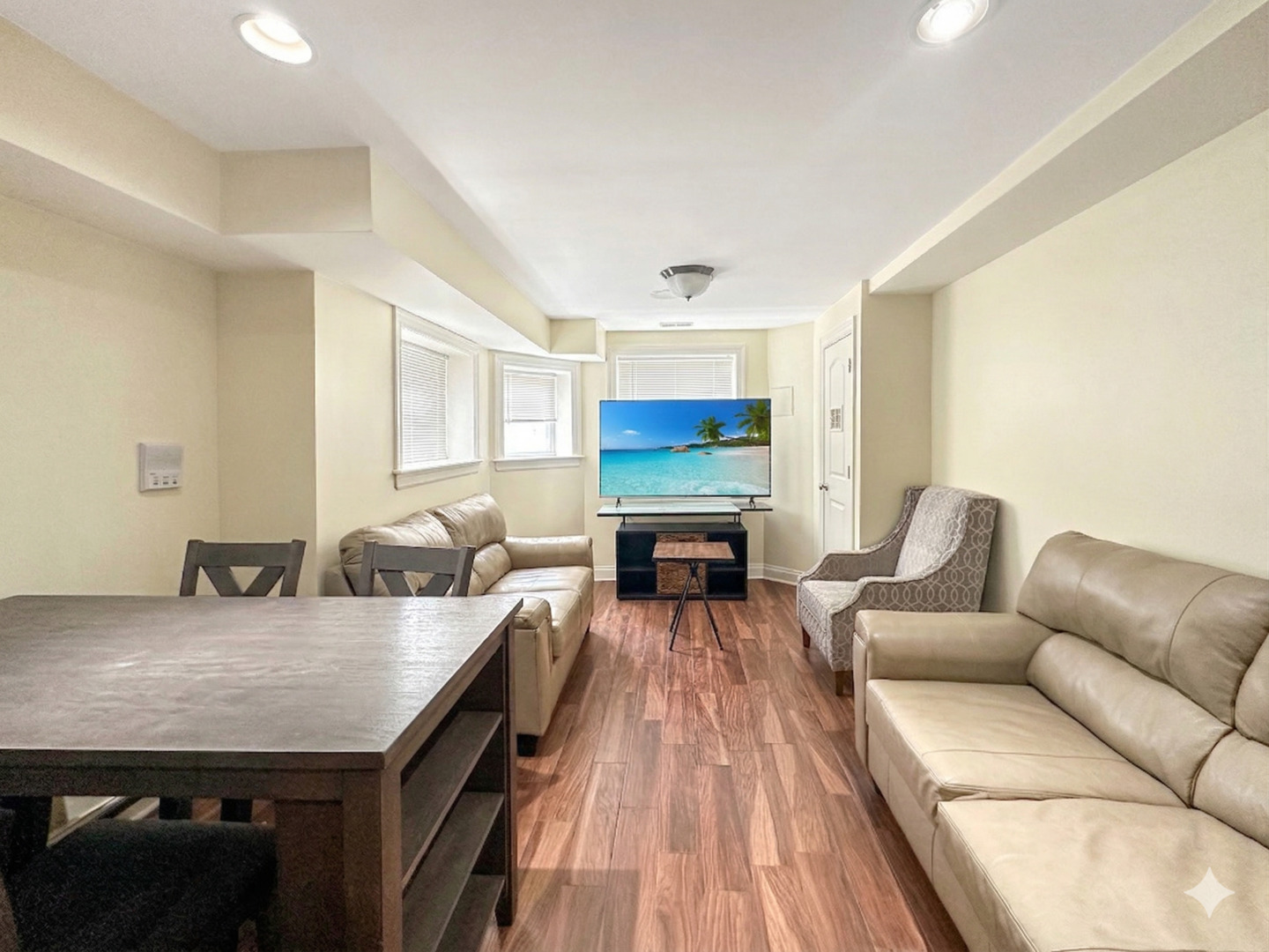 7611 N Sheridan Road #GS, Chicago, IL