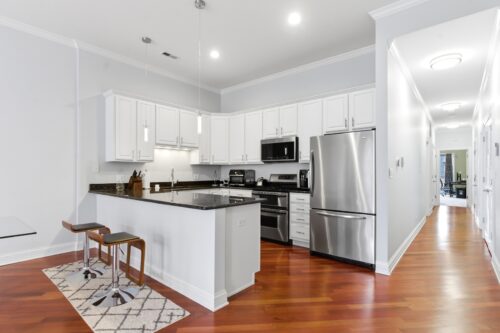 1359 W GRAND Avenue #2, Chicago, IL