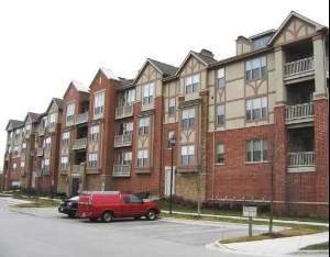 1914 FARNSWORTH Lane #104, Northbrook, IL