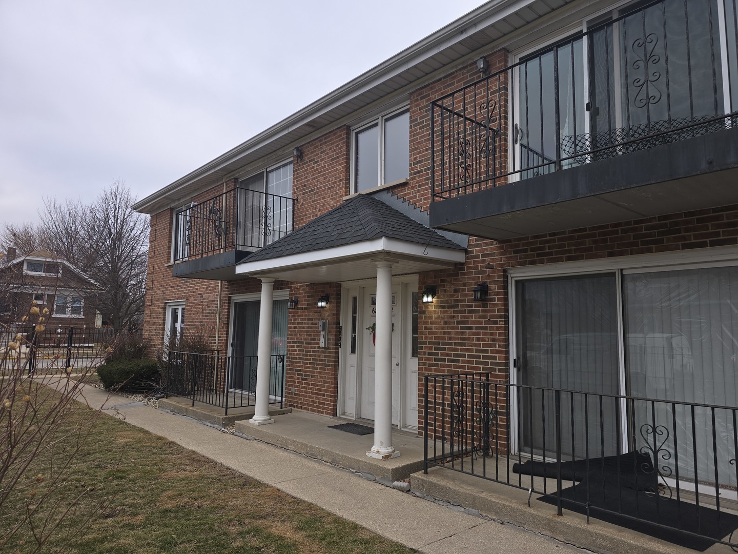 6824 16th Street #1W, Berwyn, IL