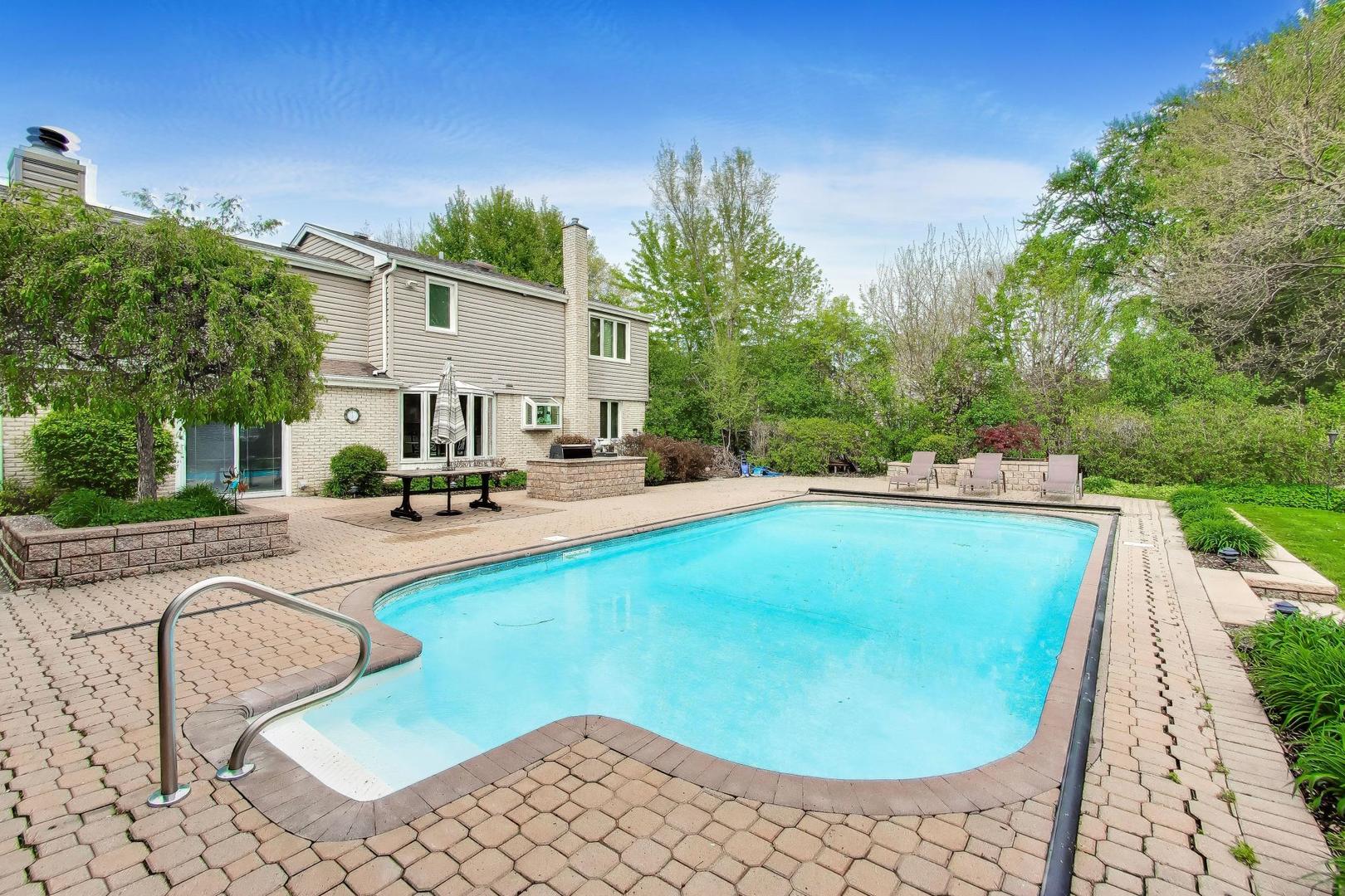 309 E Russet Way, Palatine, IL