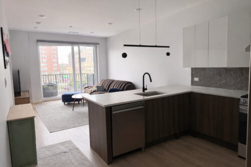 948 W Sunnyside Avenue #404, Chicago, IL