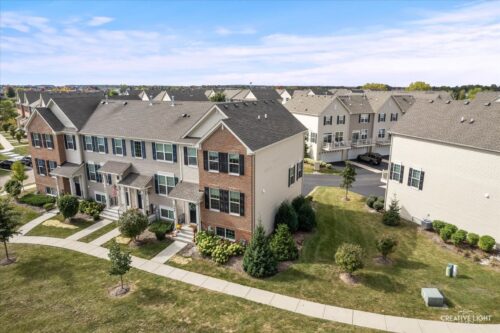 506 Creek Drive, Oswego, IL