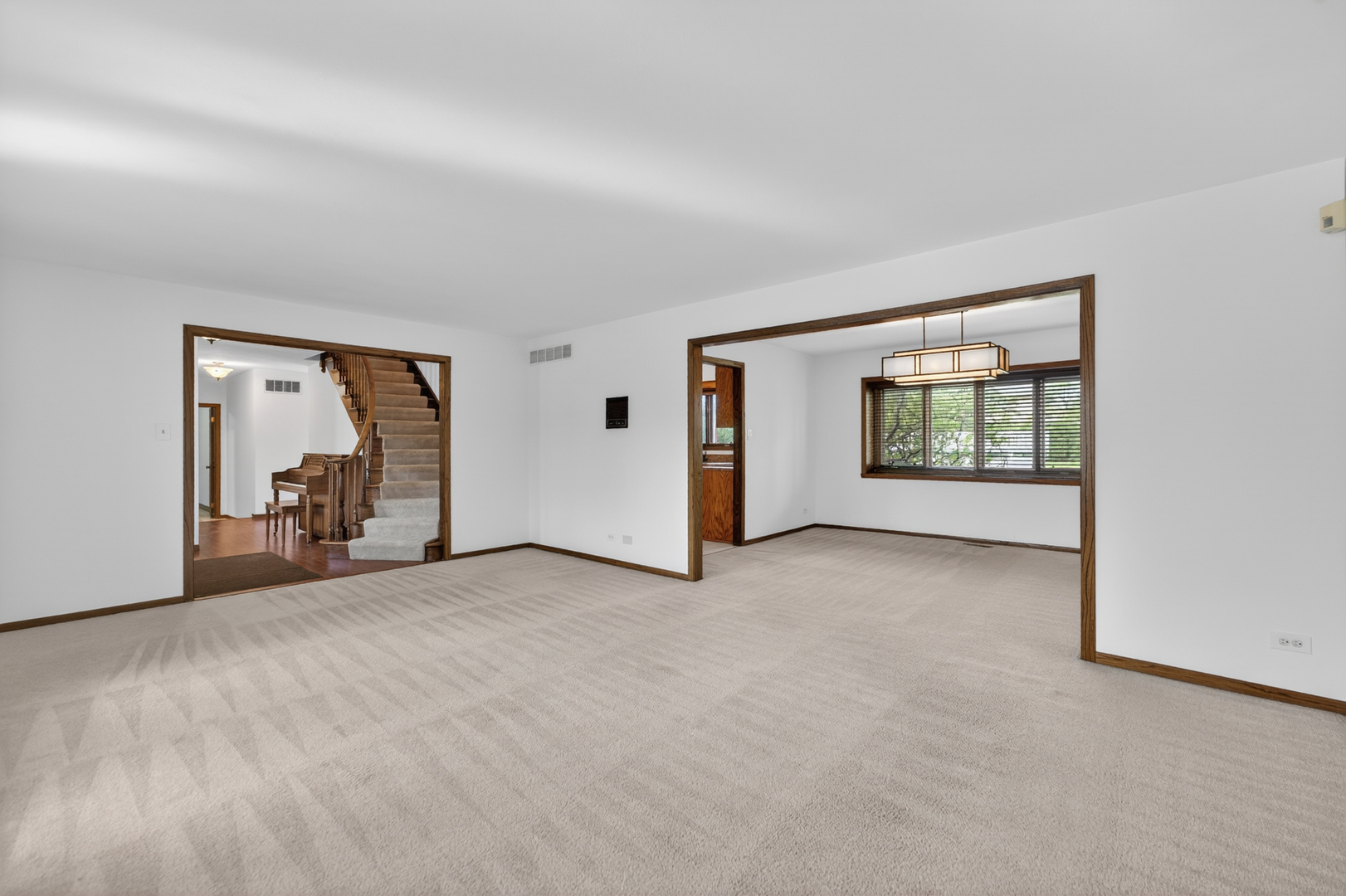 236 Saugus Lane, Schaumburg, IL