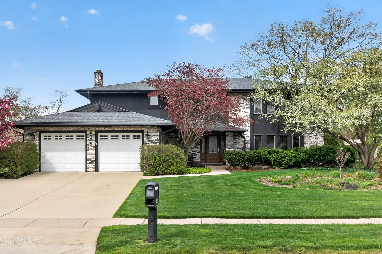 236 Saugus Lane, Schaumburg, IL