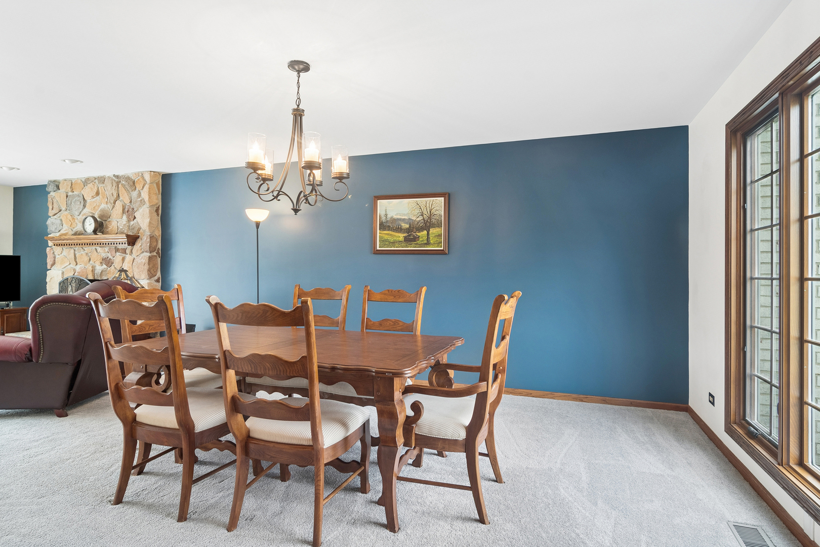 305 Anne Court, Prospect Heights, IL