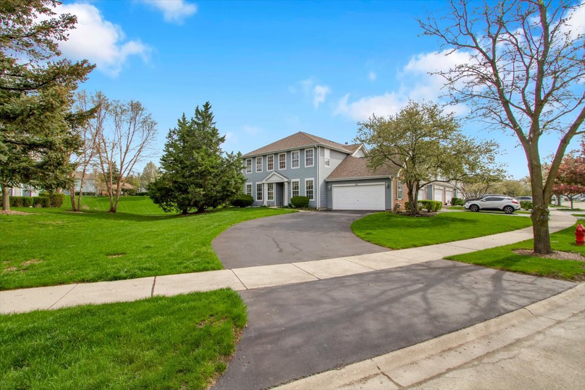 501 King Avenue #501, East Dundee, IL