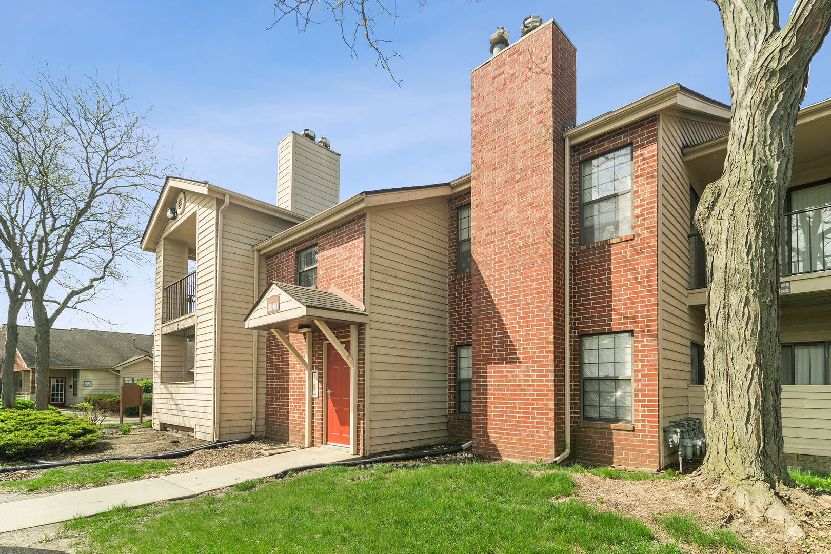 2060 N Rand Road #204, Palatine, IL