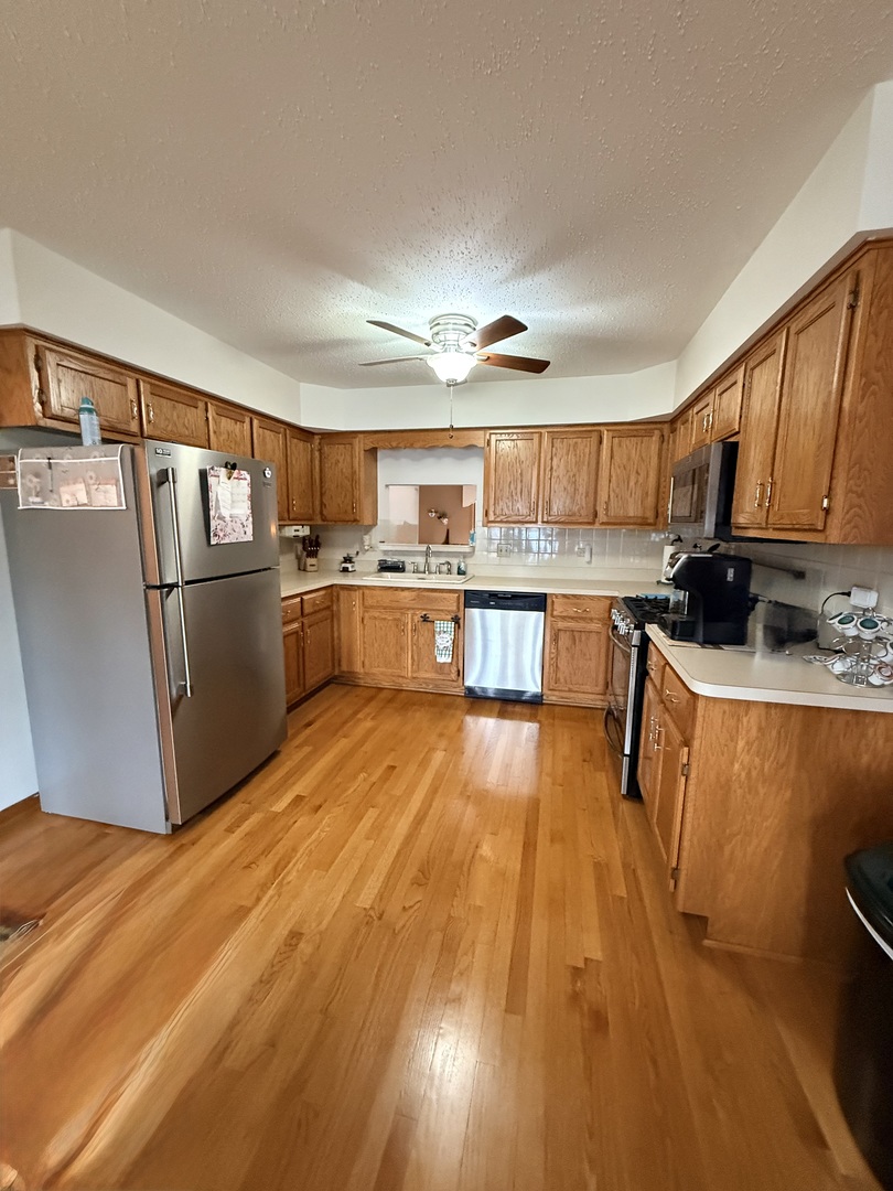 804 Deerpath Lane, Elwood, IL