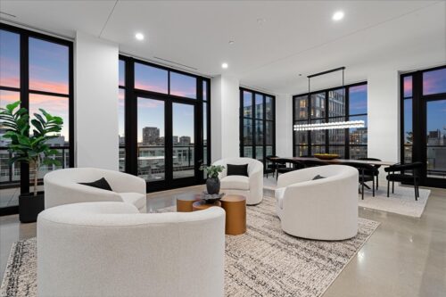 900 W Washington Boulevard #PHW, Chicago, IL