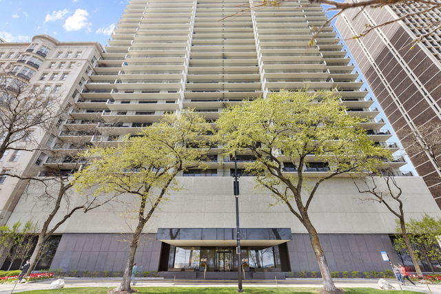 1212 N Lake Shore Drive #8BN, Chicago, IL