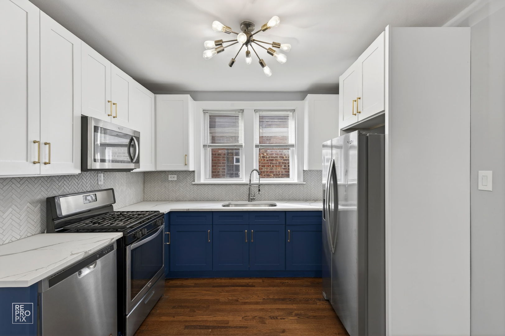 6030 S Mayfield Avenue, Chicago, IL