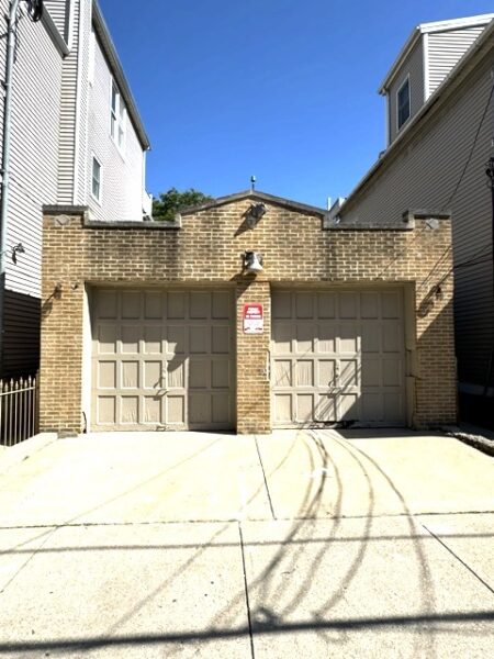 2742 N Kenmore Avenue, Chicago, IL